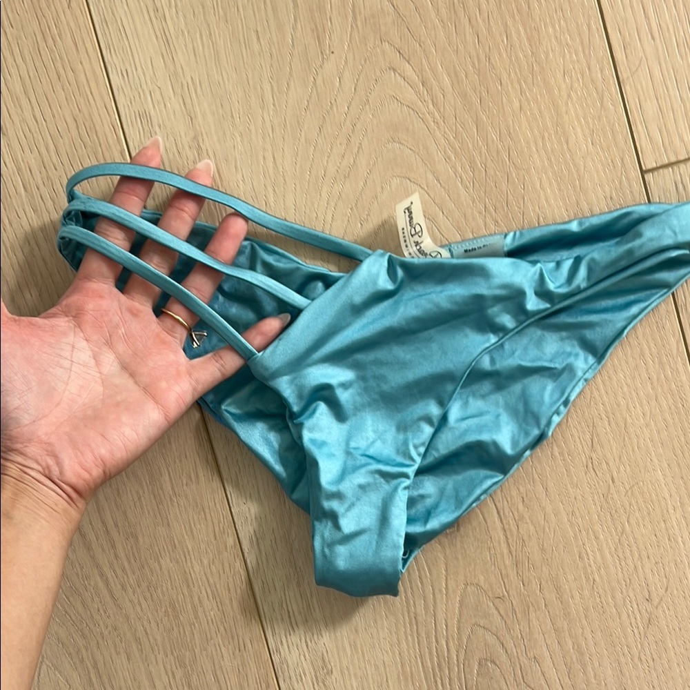 Beach bunny Kennedy Skimpy Bottom XS dusty blue